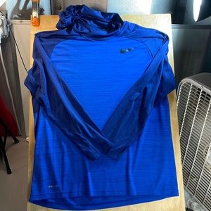 Nike Dri-Fit pullover hoodie blue and black size XL